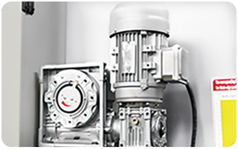 Fast Blade Gap Adjustment